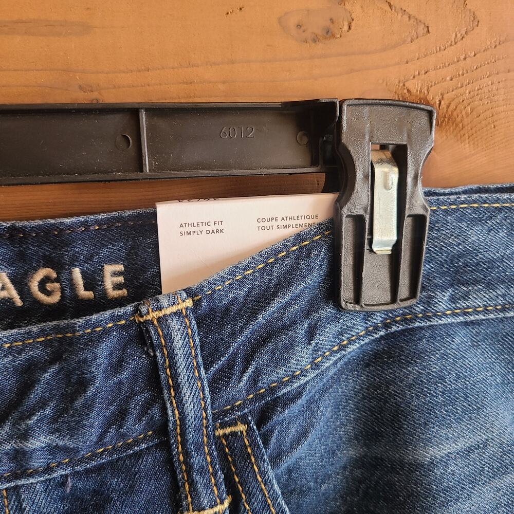 American Eagle Athletic Fit Jeans NWT 36x34 Dark Wash Denim Button Fly Jean - Picture 4 of 6